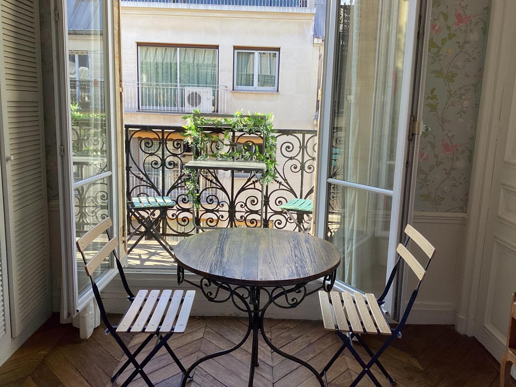 Bed And Breakfast Paris Quartier Champs-Elysees Exterior photo